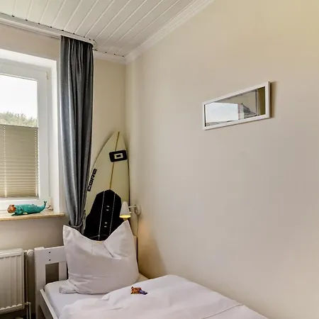 Strandhus Uiterst-hoern Backbord * Baltrum